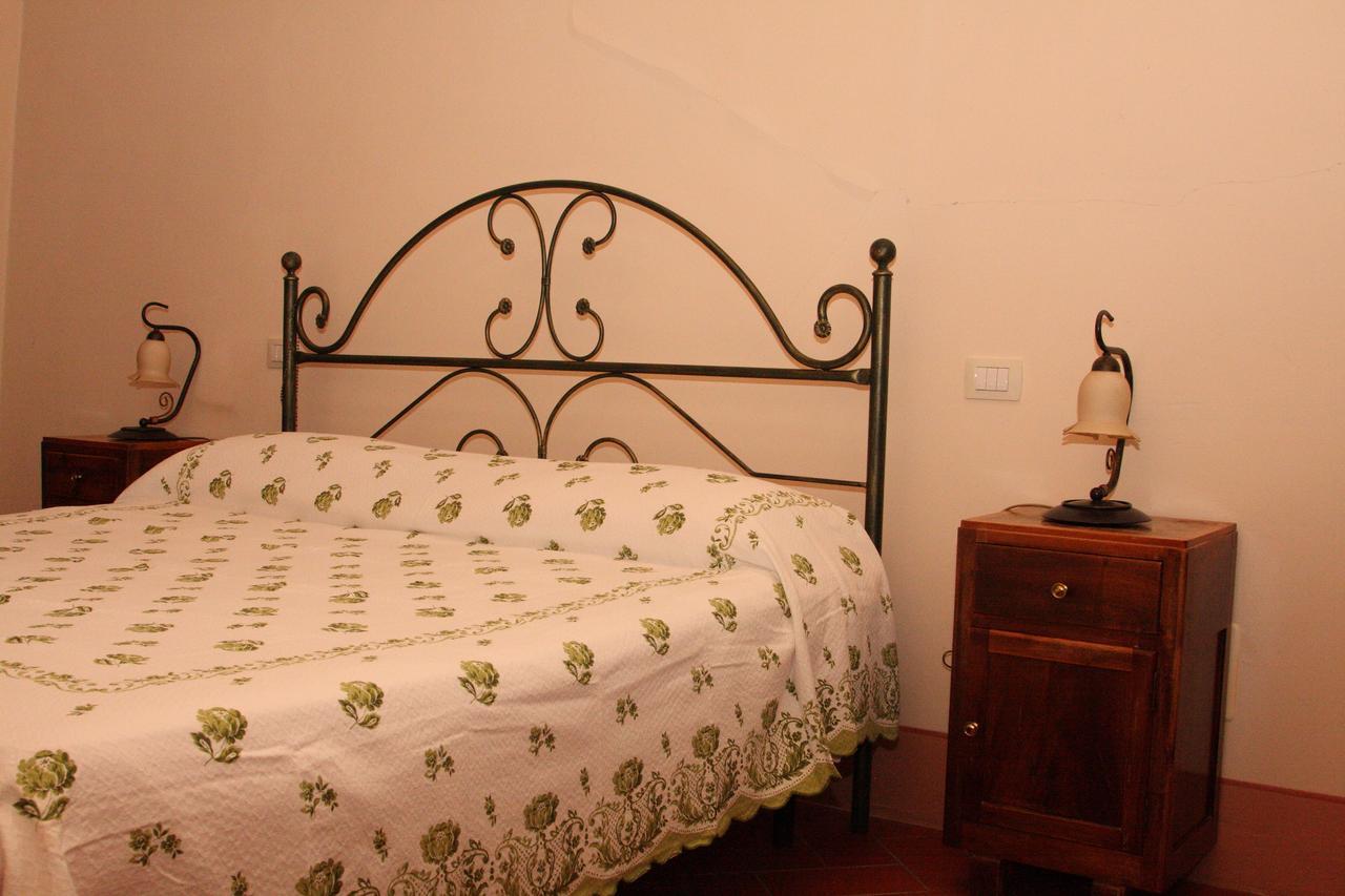 Villa Del Cardinale Сполето Екстериор снимка