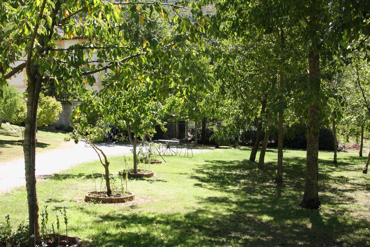 Villa Del Cardinale Сполето Екстериор снимка